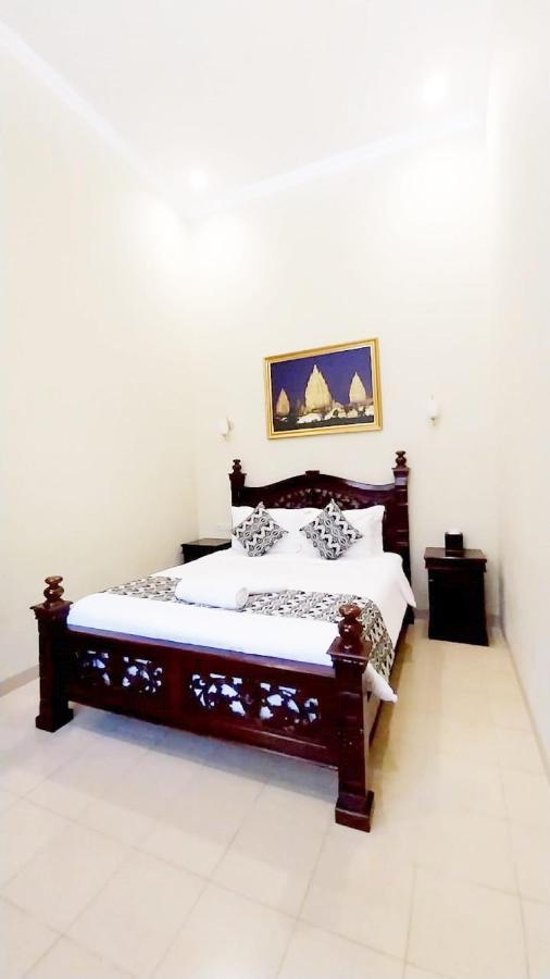 Tirtodipuran Hotel By Natts Hospitality Indonesia Yogyakarta Ngoại thất bức ảnh