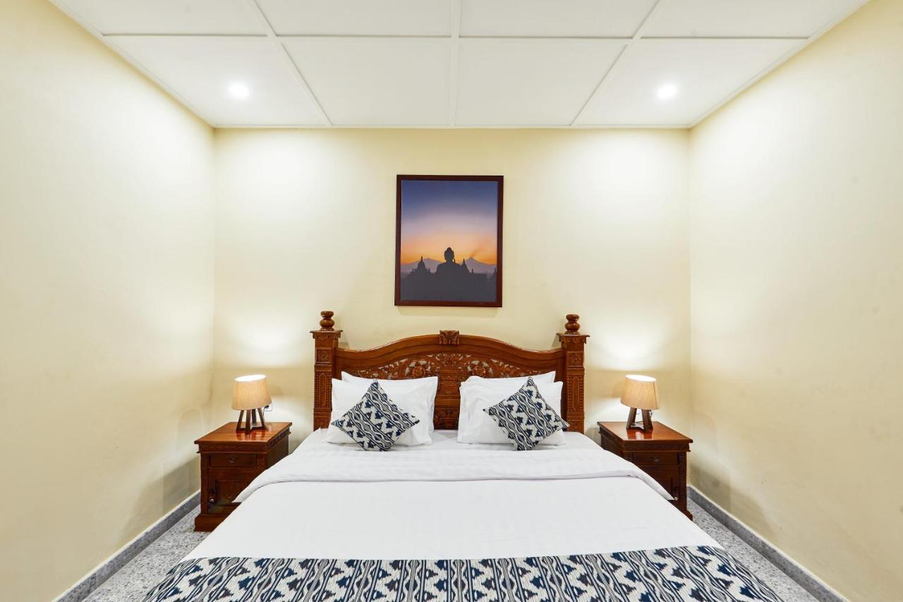 Tirtodipuran Hotel By Natts Hospitality Indonesia Yogyakarta Ngoại thất bức ảnh