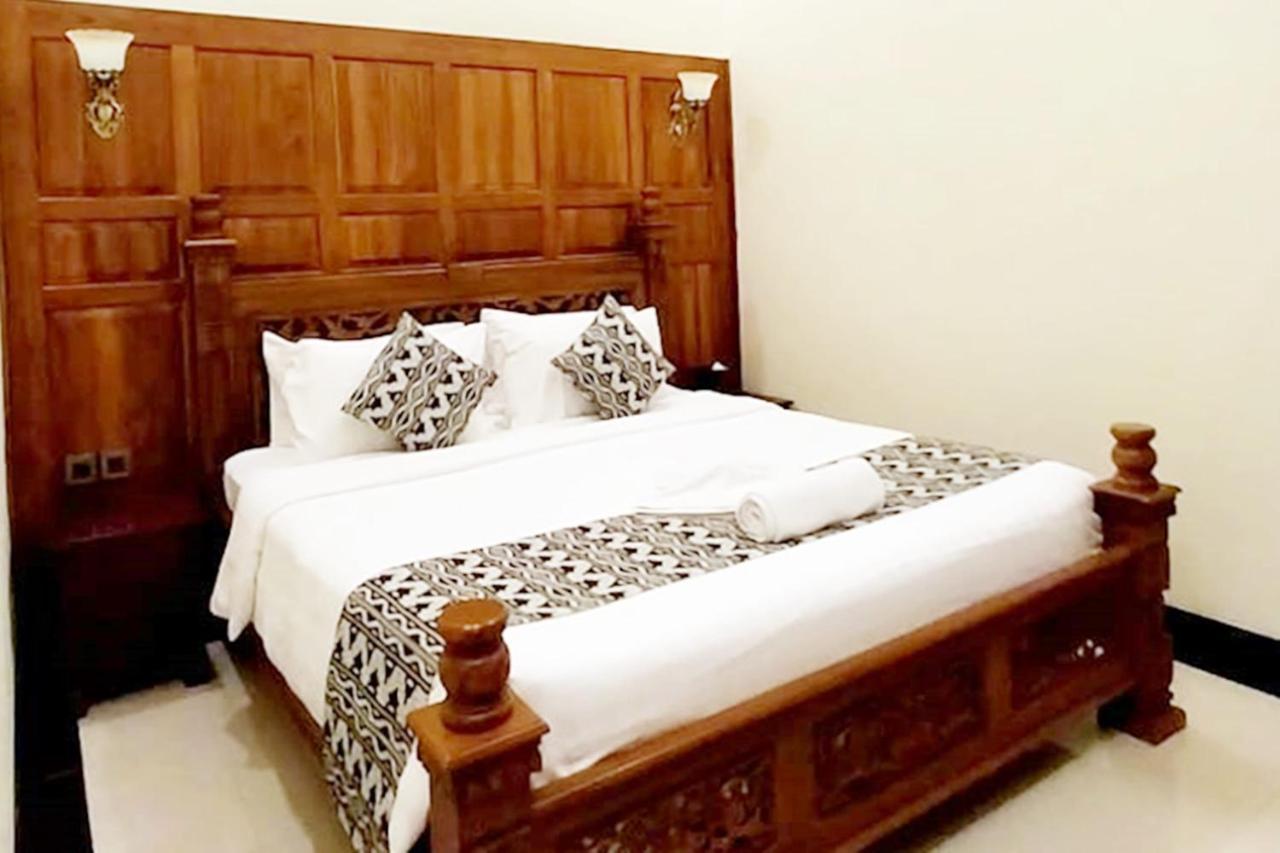 Tirtodipuran Hotel By Natts Hospitality Indonesia Yogyakarta Ngoại thất bức ảnh